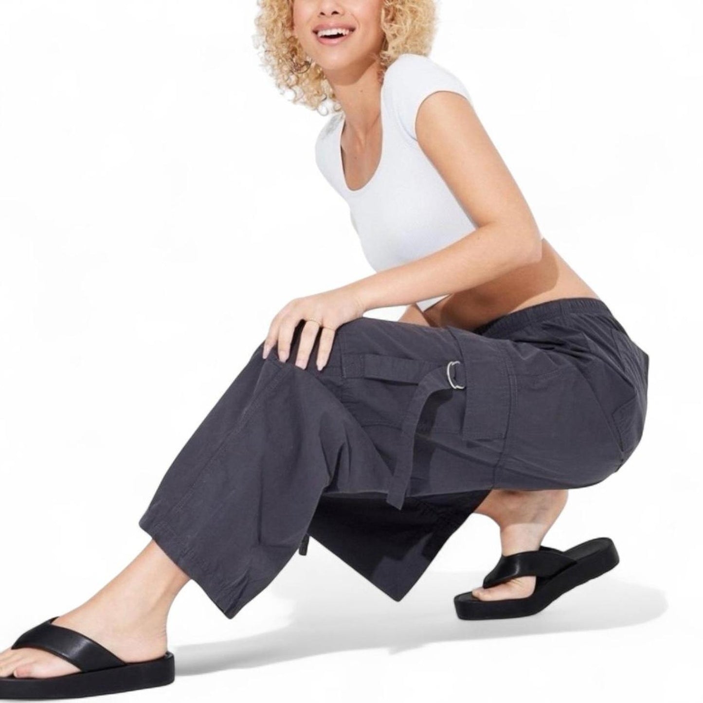 Wild Fable Women's Mid Rise Wide Leg Relaxed Cargo Pants, XS